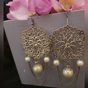 Beautiful Victorian-inspired Handmade Silver Filigree & Pearl Statement Earrings